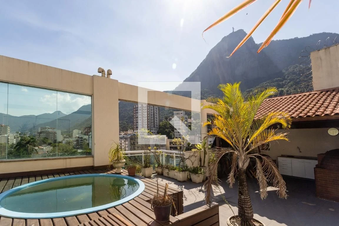1-bedroom apartment with balcony and private BBQ grill — photo 40