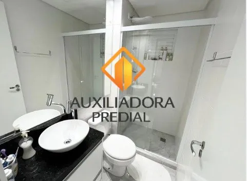 Furnished 1-bedroom apartment with open-plan kitchen — photo 10