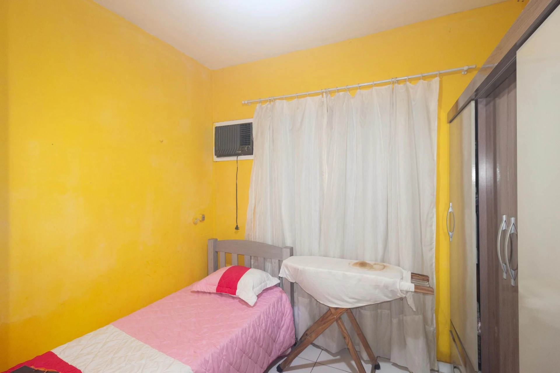 360 m² house with a home office and a garden — photo 21