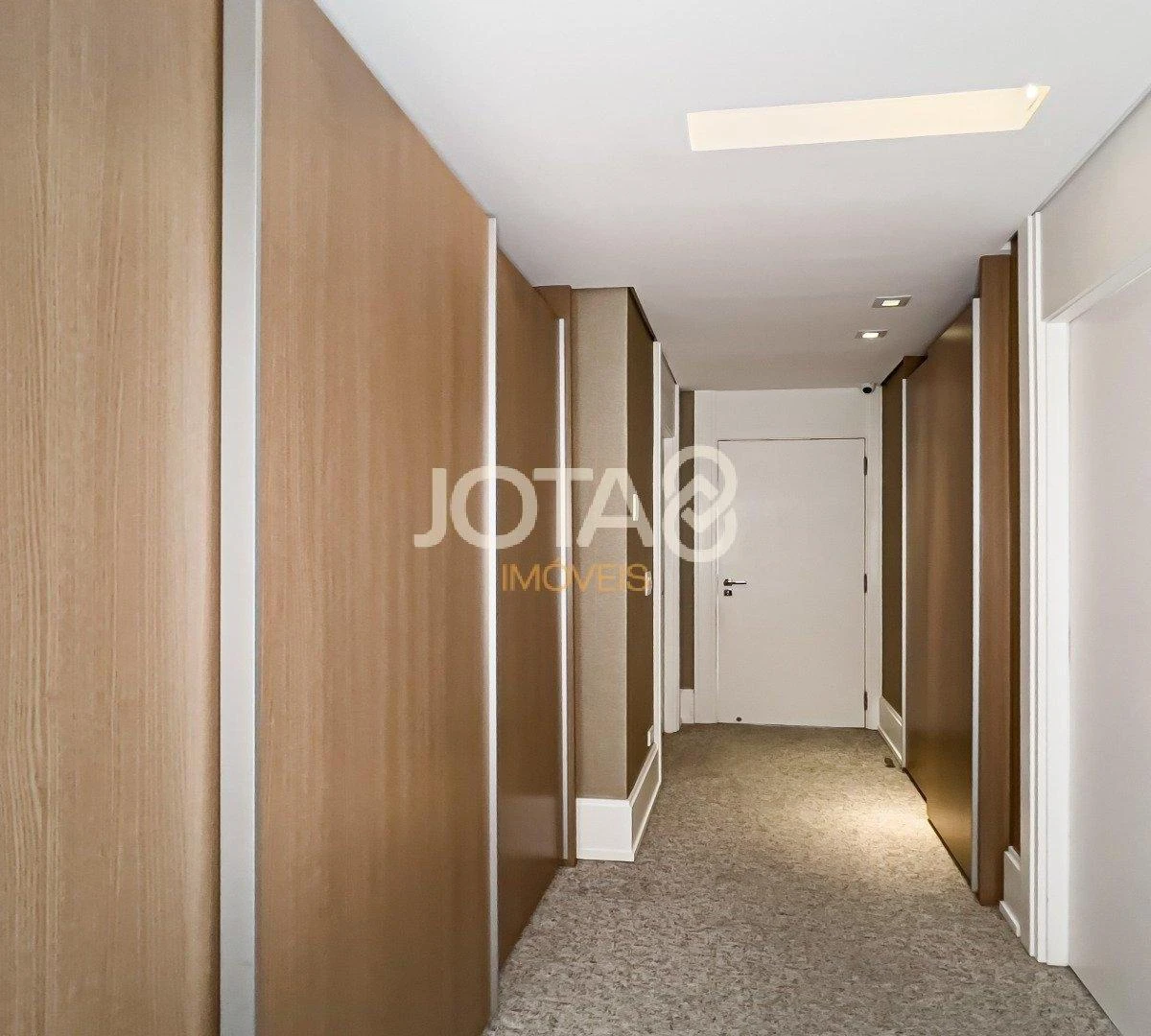 Apartamento mobiliado, 340 m², com banheira — photo 43