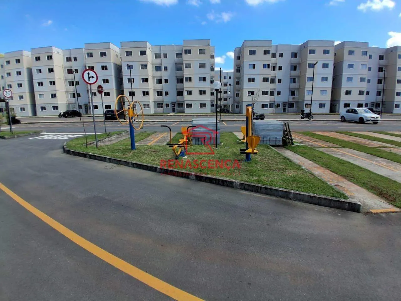 Apartamento com 2 quartos e cozinha com fogão fechado — photo 15