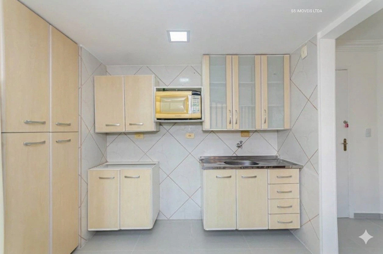 2-bedroom apartment, 52 m² — photo 2