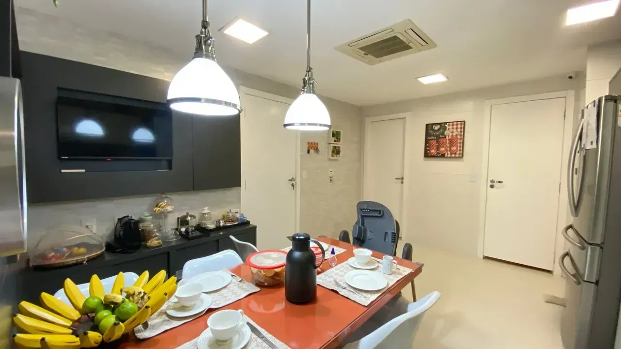 Apartamento de 256 m² com 4 suítes e 5 banheiros — photo 39