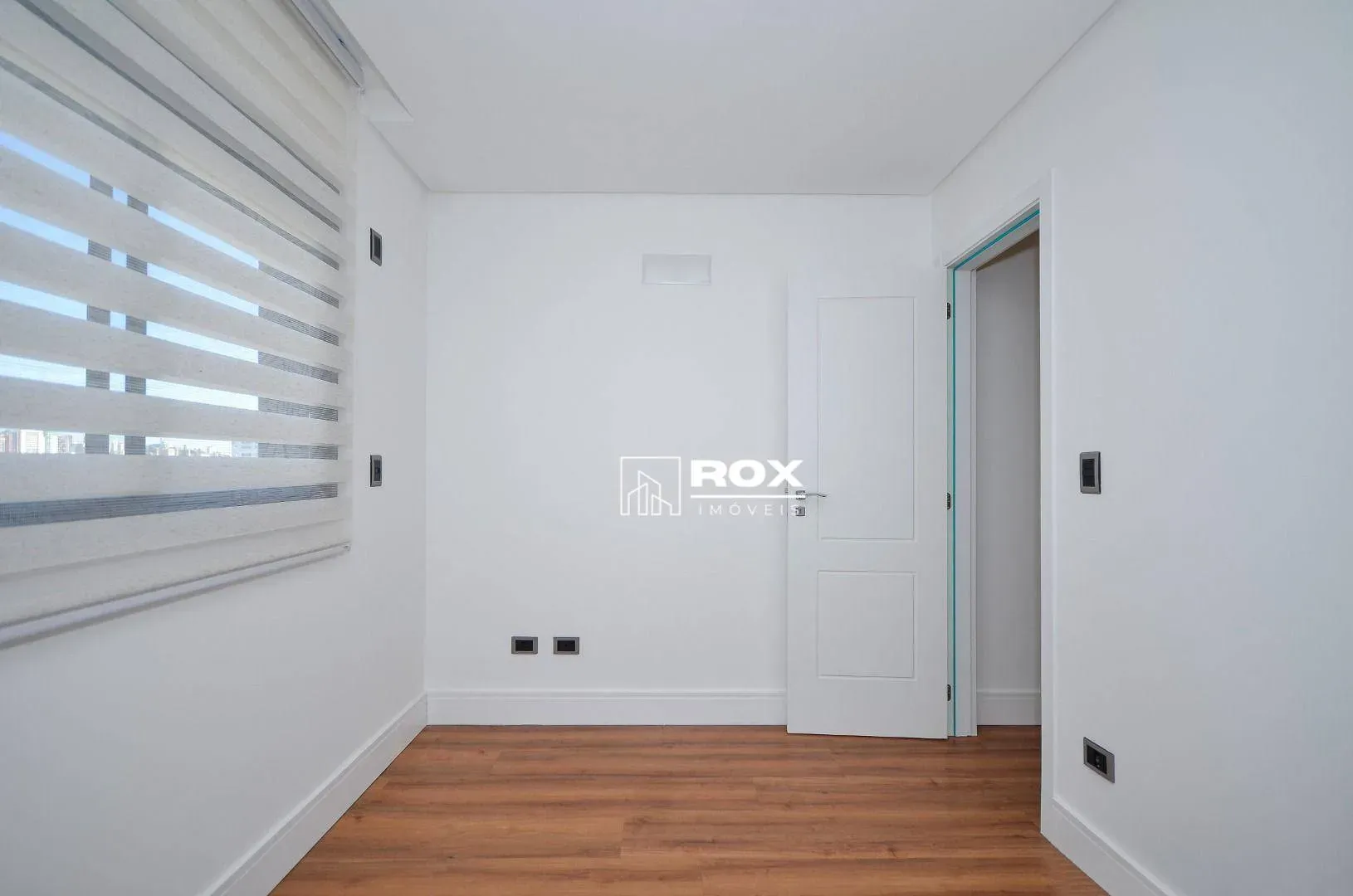Furnished apartment with 3 bedrooms and private BBQ — photo 32