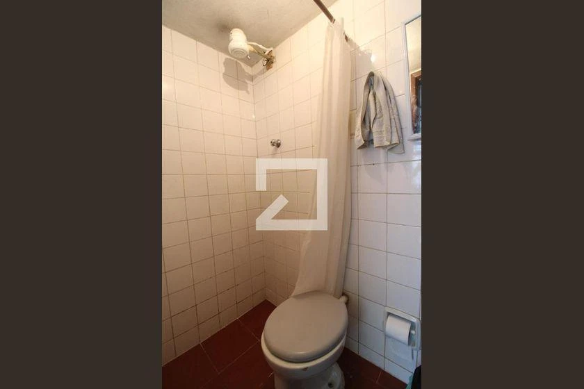 Casa mobiliada com 2 quartos e cozinha a gás — photo 4