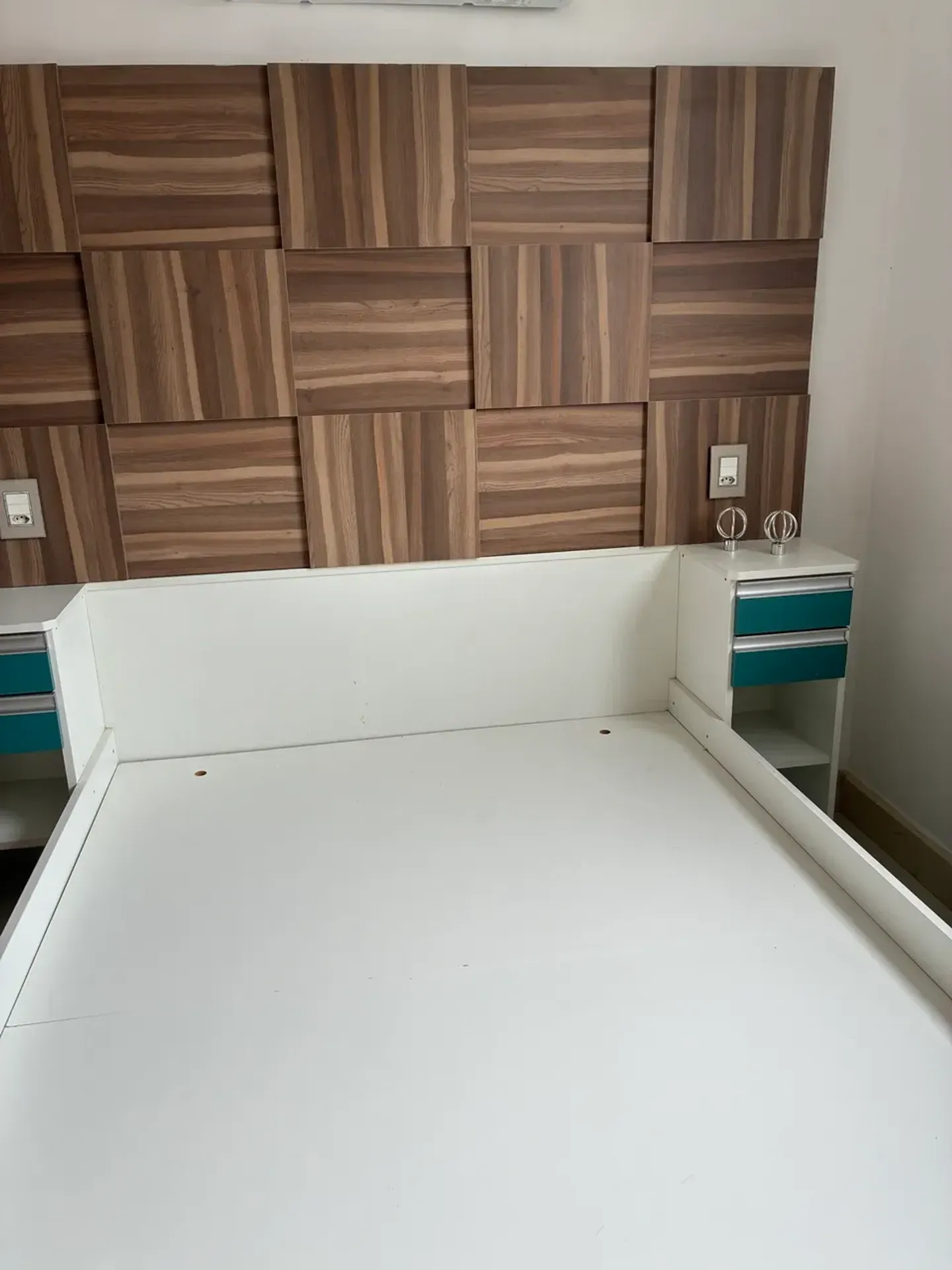 Квартира з 2 спальнями, у будинку є басейн — photo 19