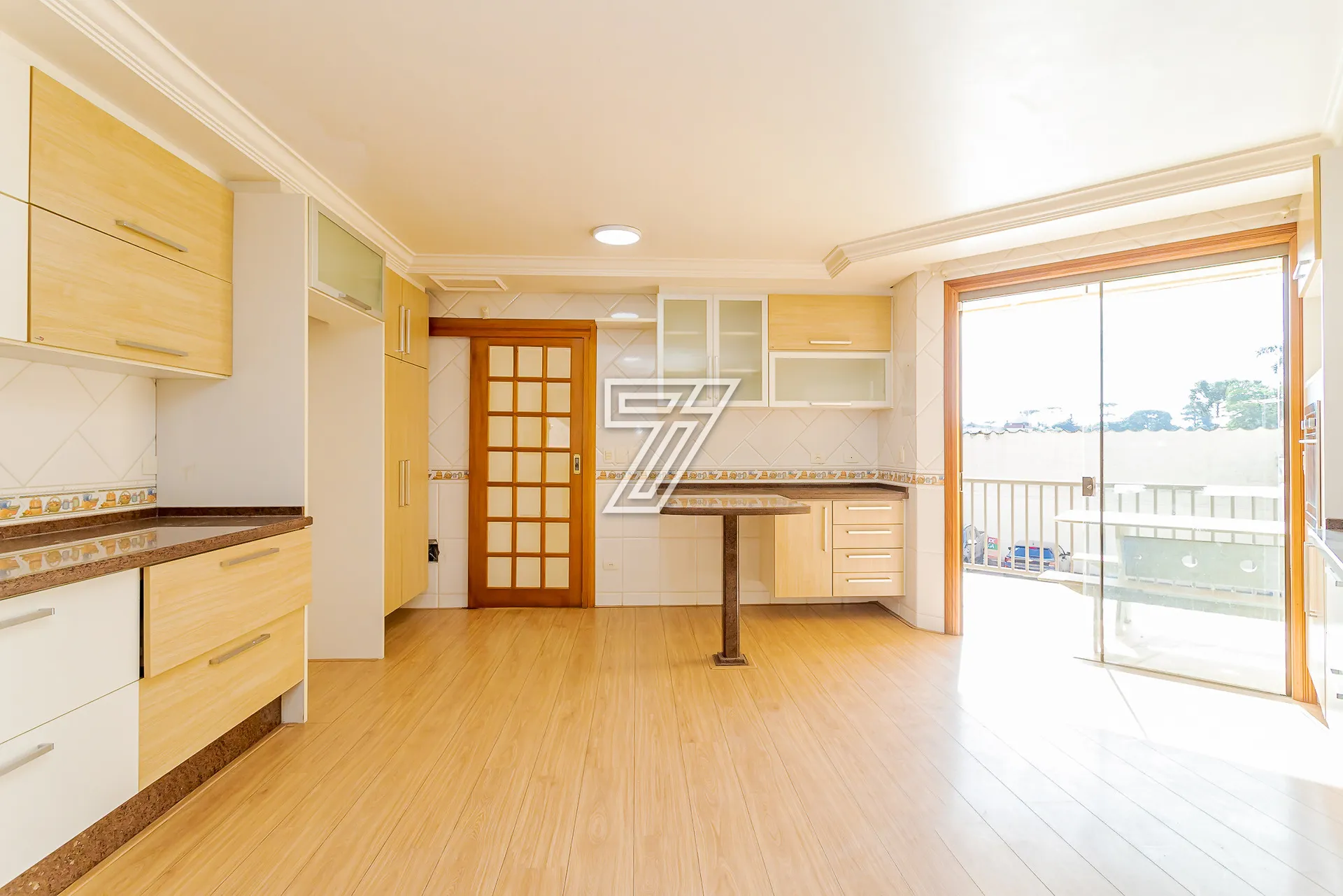 House with 4 bedrooms, 5 bathrooms and 540 m² — photo 17