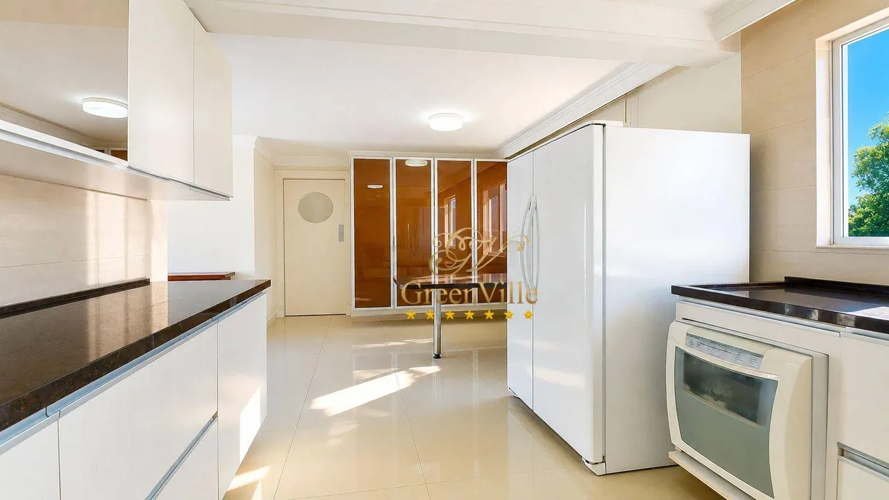 House with built-in balcony grill and 4 en-suite suites — photo 14
