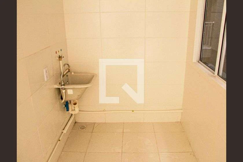 45 m² apartment with balcony and 2 bedrooms — photo 4