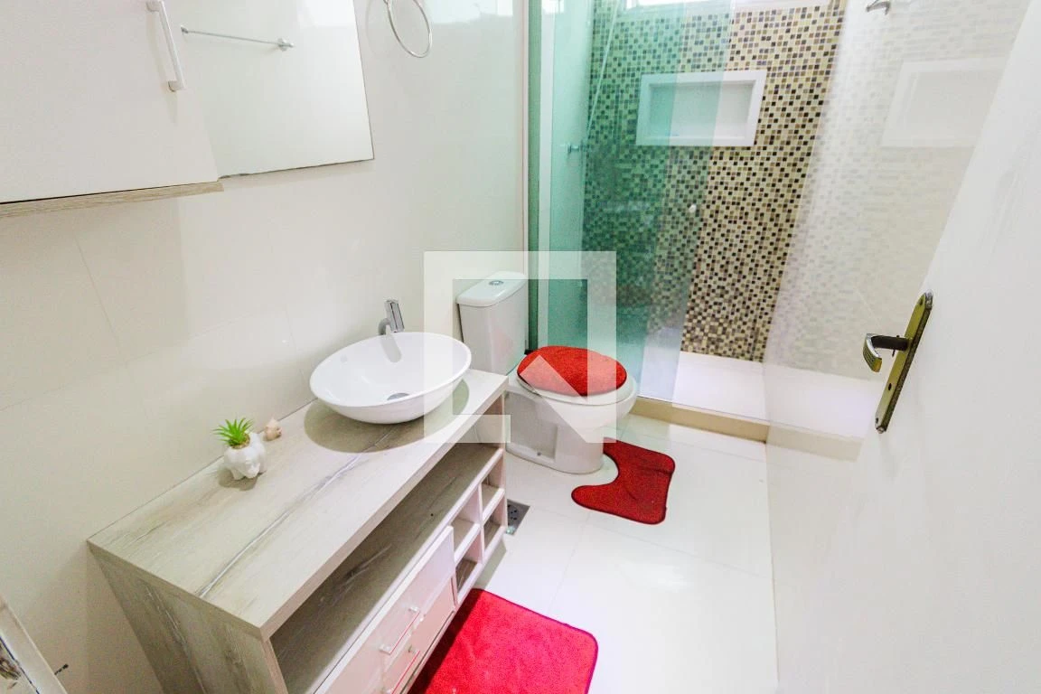 Furnished apartment with 2 bedrooms and a balcony — photo 16