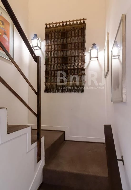 Furnished 161 m² apartment with 3 bedrooms and 2 suites — photo 21