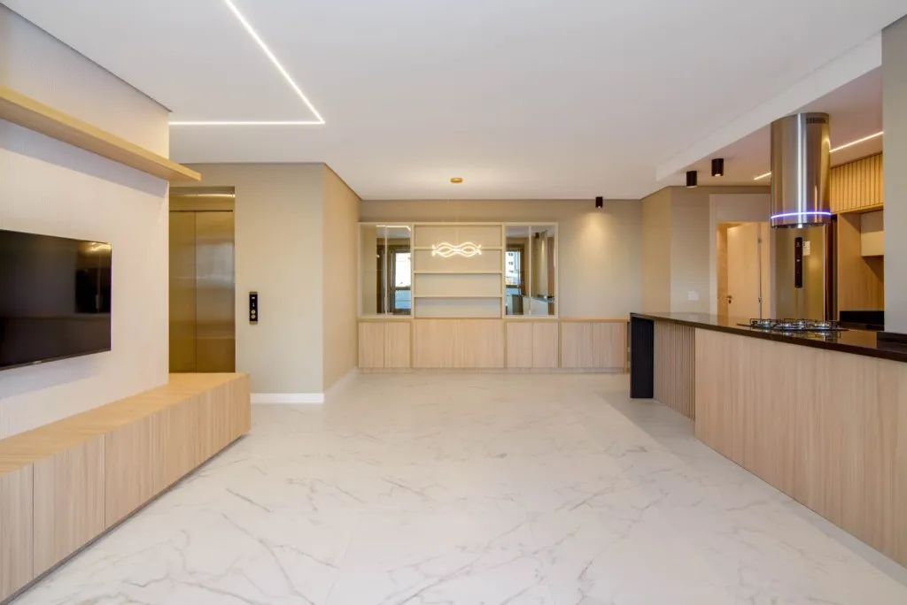 Rental apartment with 2 en-suite bedrooms and 125 m² — photo 3