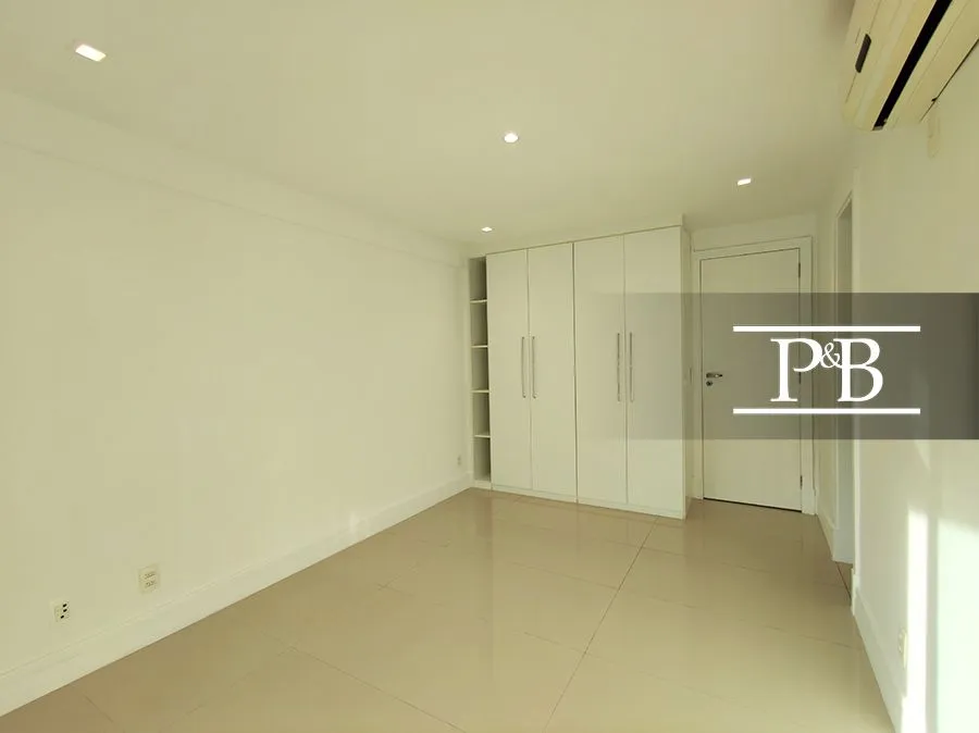 4-bedroom apartment, 289 m² — photo 14