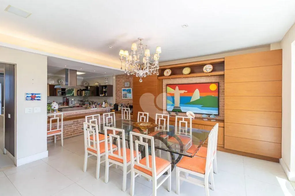 Furnished 574 m² apartment with 4 en-suite bedrooms — photo 63
