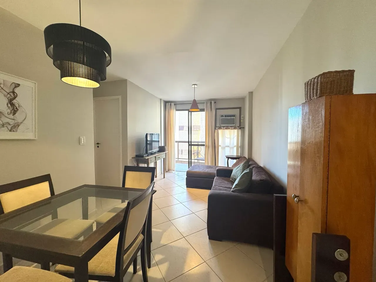 Furnished apartment with a balcony and 2 bedrooms — photo 26