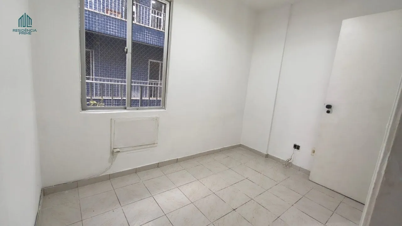3-bedroom apartment with tile floors — photo 10