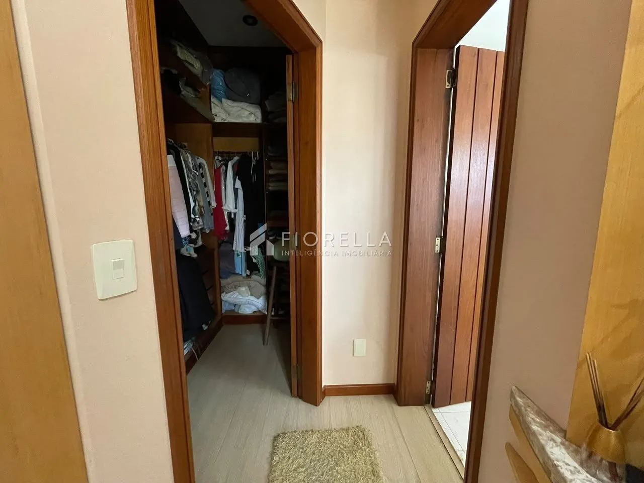 Furnished house, 376 m², with a water view — photo 14