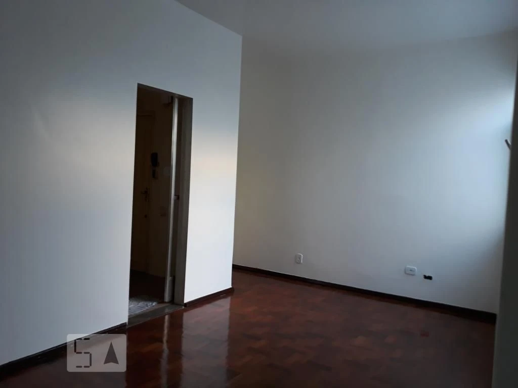 Apartment, 74 m², with wood or laminate floors — photo 12
