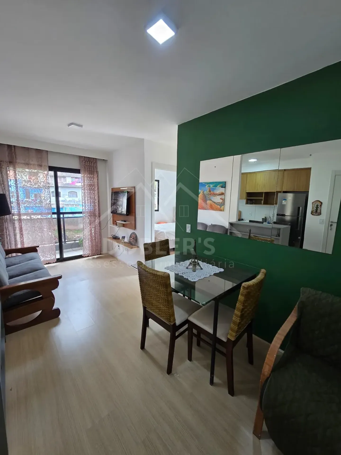2-bedroom apartment with a mountain view — photo 13