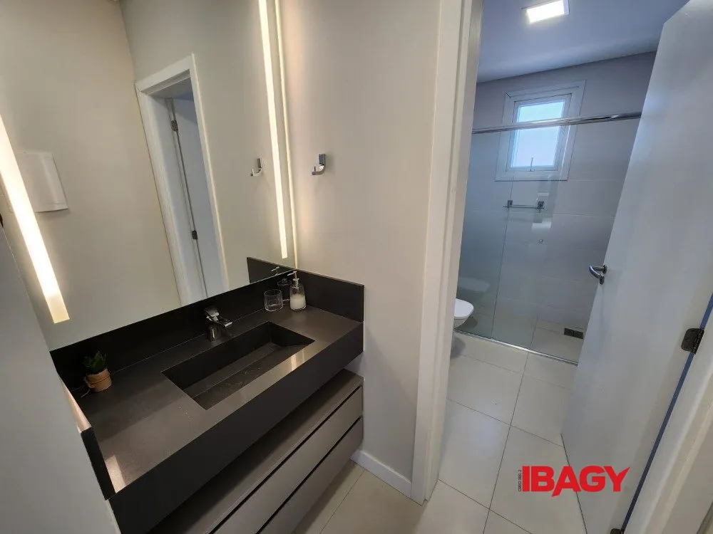 Apartamento de 3 quartos com máquina de lavar, Ingleses — photo 20