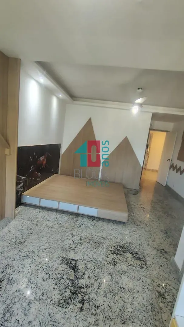 Casa de 480 m² com 5 quartos, 1 suíte e 2 vagas — photo 31