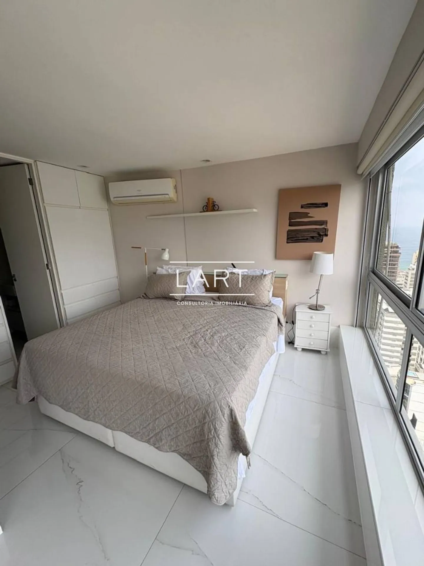 Apartamento mobiliado, 50 m², com jacuzzi