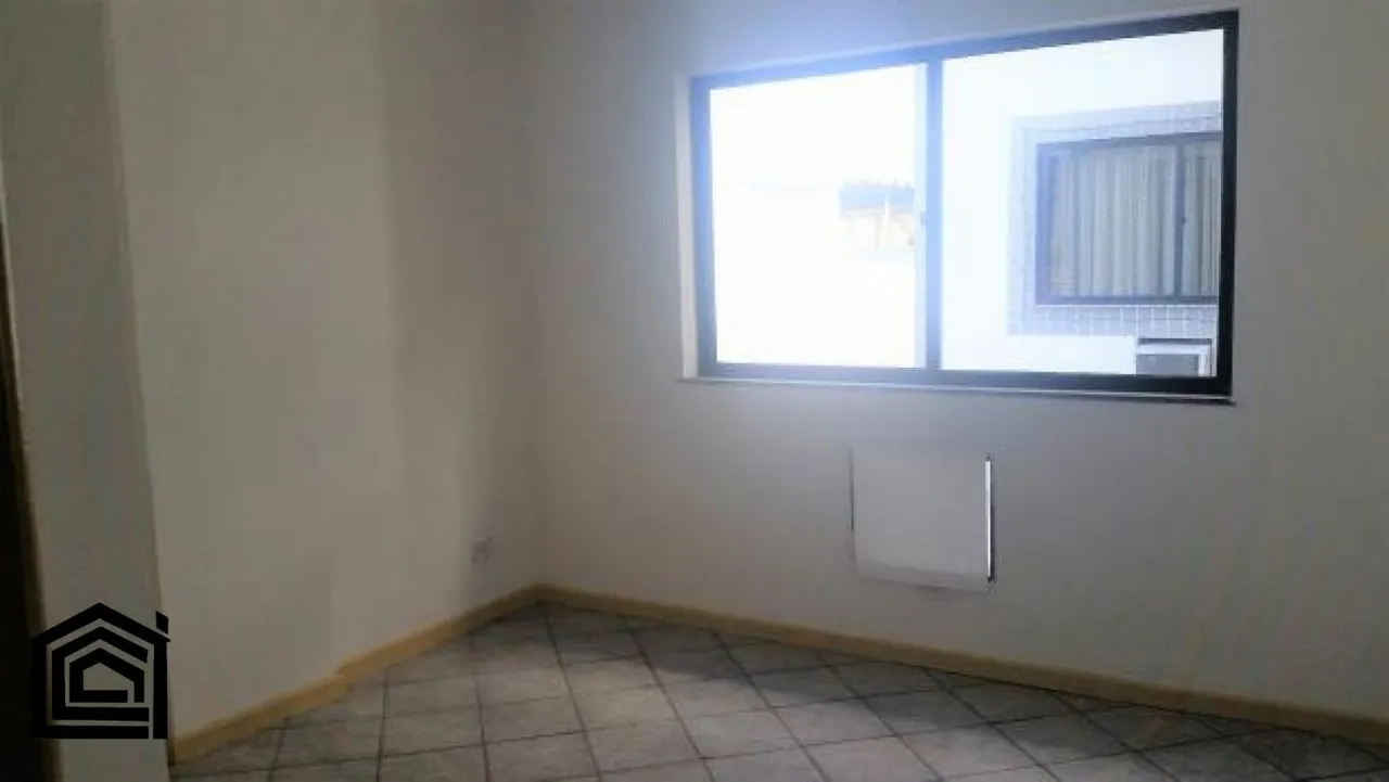 Apartamento para aluguel com 1 quarto, cozinha separada e vaga — photo 3