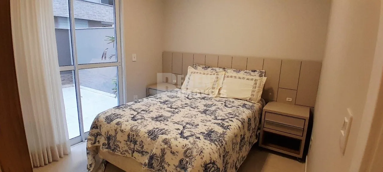 Apartamento tipo garden amueblado con 2 dormitorios y jardín — photo 14