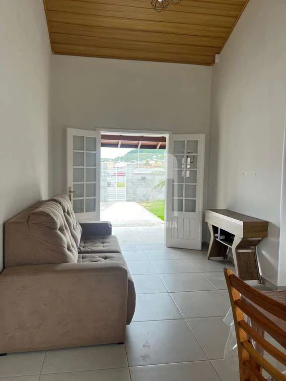 Casa com 3 quartos e 4 banheiros de 100 m² — photo 3