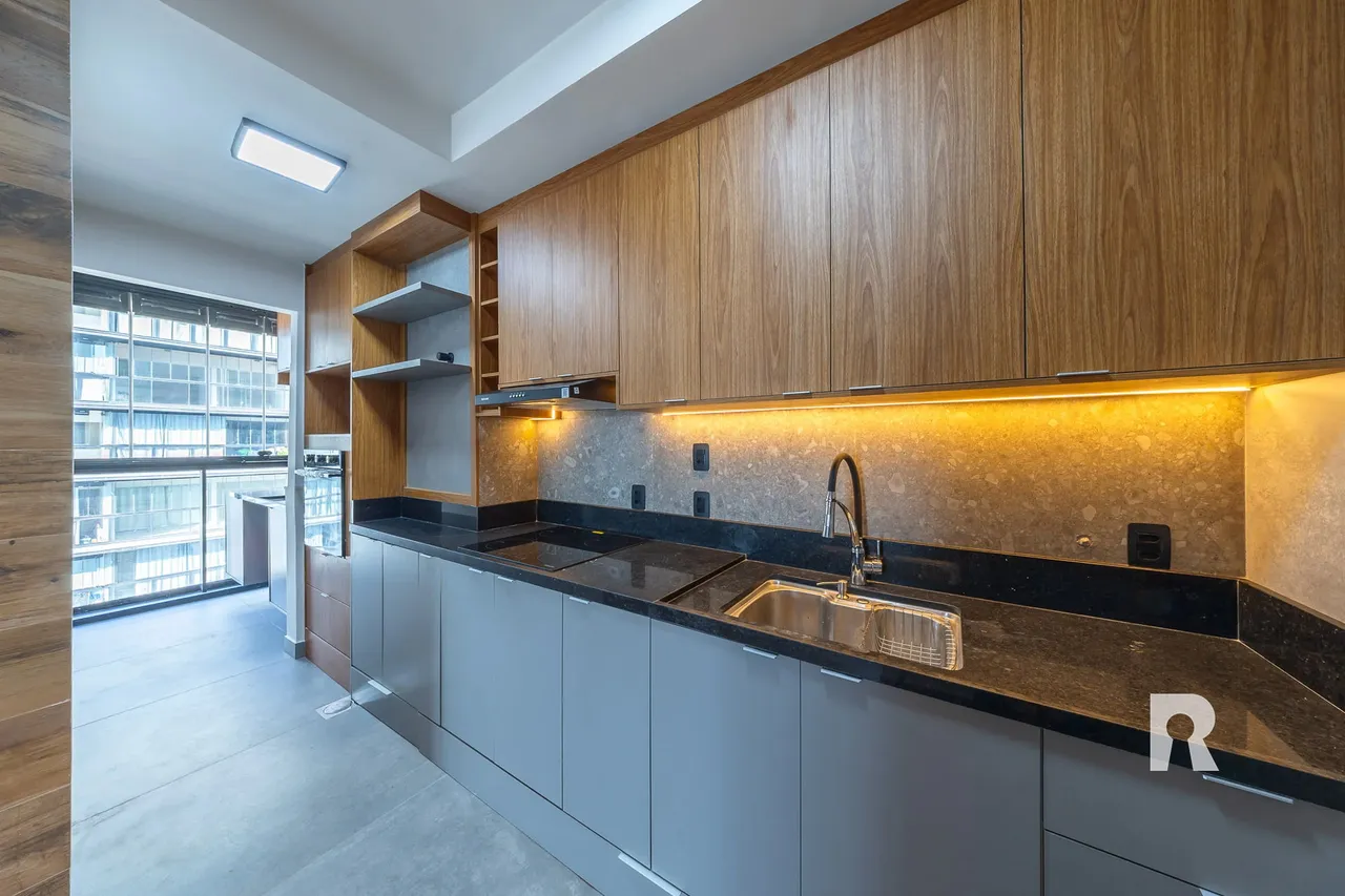 2-bedroom apartment with open-plan kitchen — photo 7