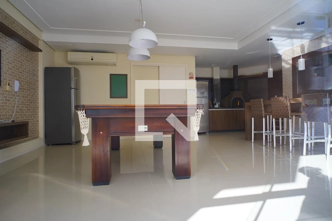 Glass-enclosed balcony in a 2-bedroom apartment, 78 m² — photo 47