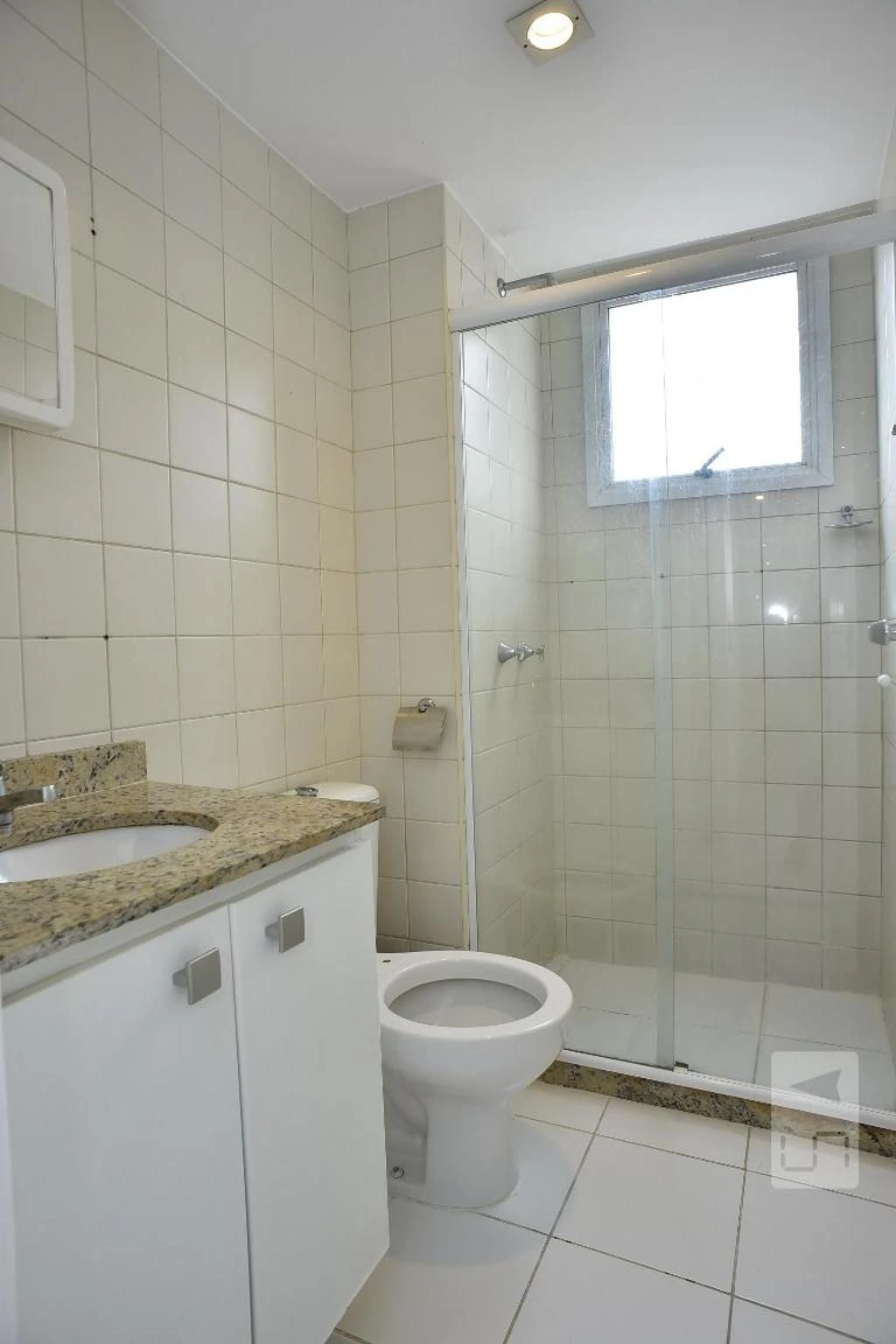 2-bedroom apartment in a building with a pool — photo 29