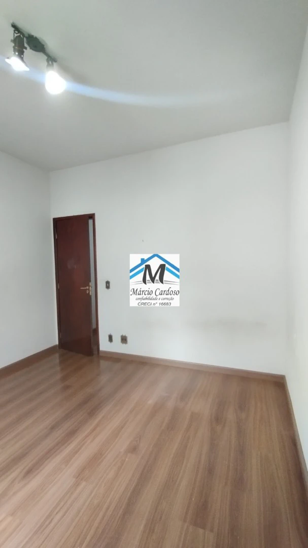 1-bedroom apartment with enclosed kitchen and gas — photo 3
