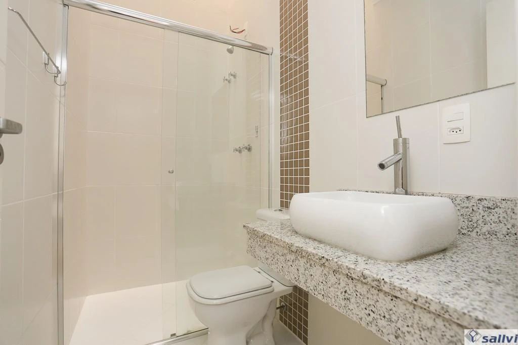 102 m² house with a bathtub and a grill on the balcony — photo 5