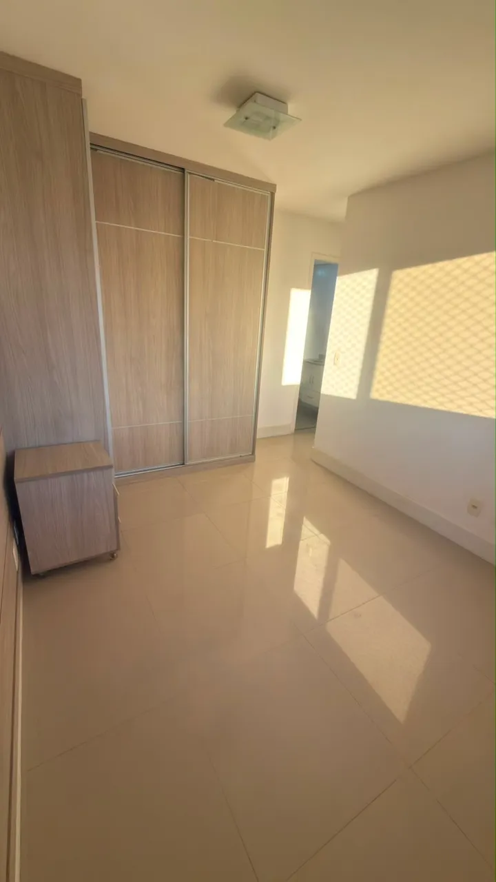 Furnished 2-bedroom apartment with 2 bathrooms — photo 4