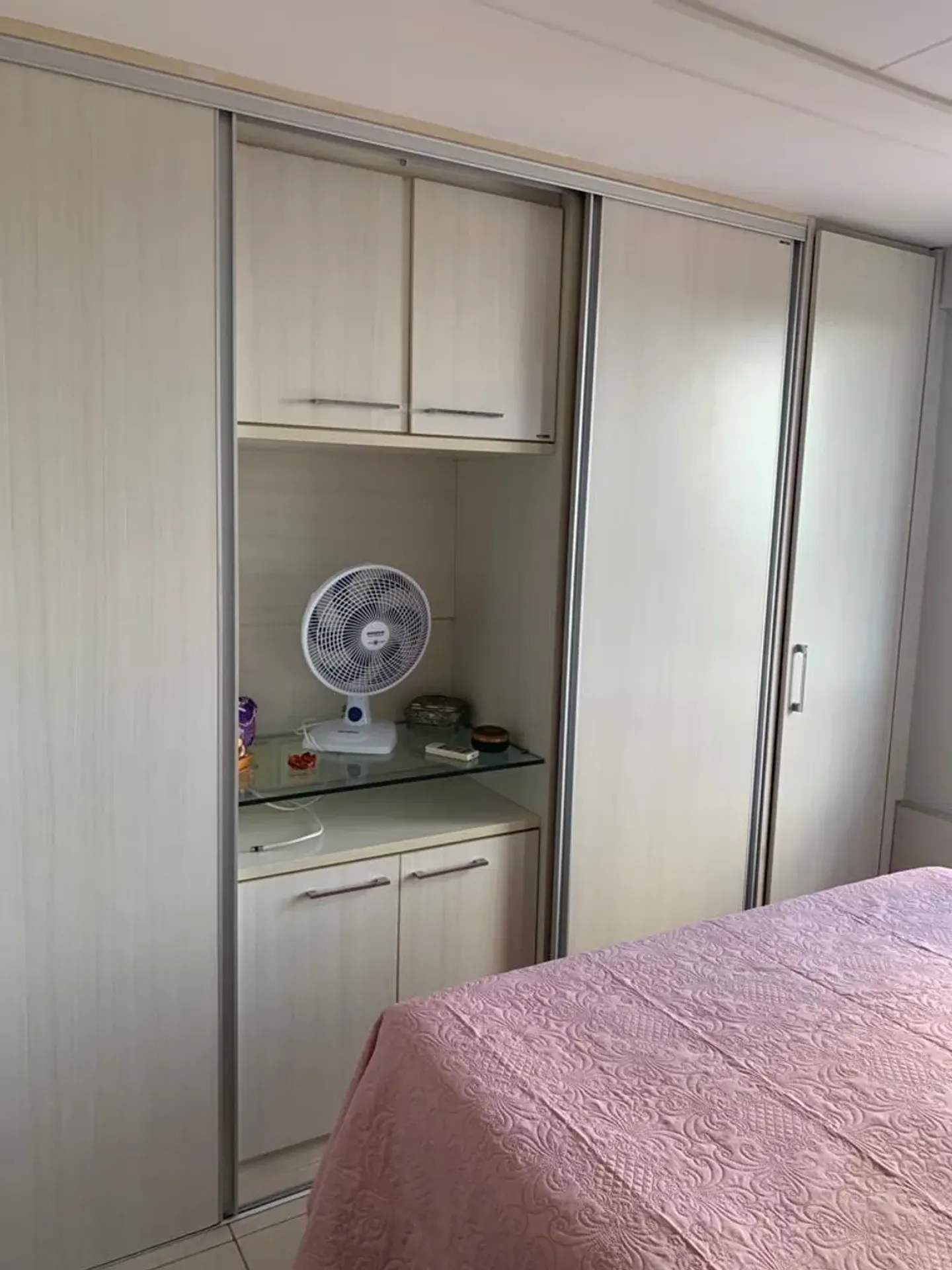 Квартира з 2 спальнями, у будинку є басейн — photo 3