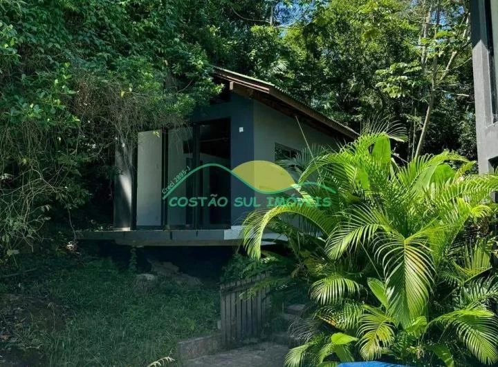 House with 890 m², 3 bedrooms and shared pool — photo 3