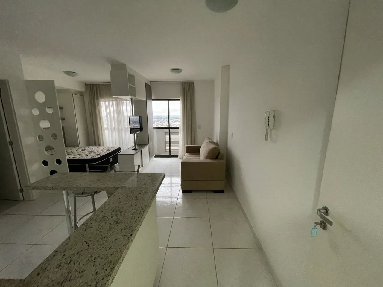 Furnished 1-bedroom apartment with 33 m² — photo 3
