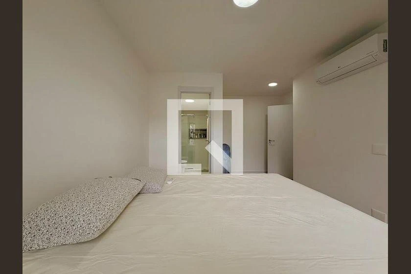 Furnished 3-bedroom apartment with 2 parking spots — photo 17
