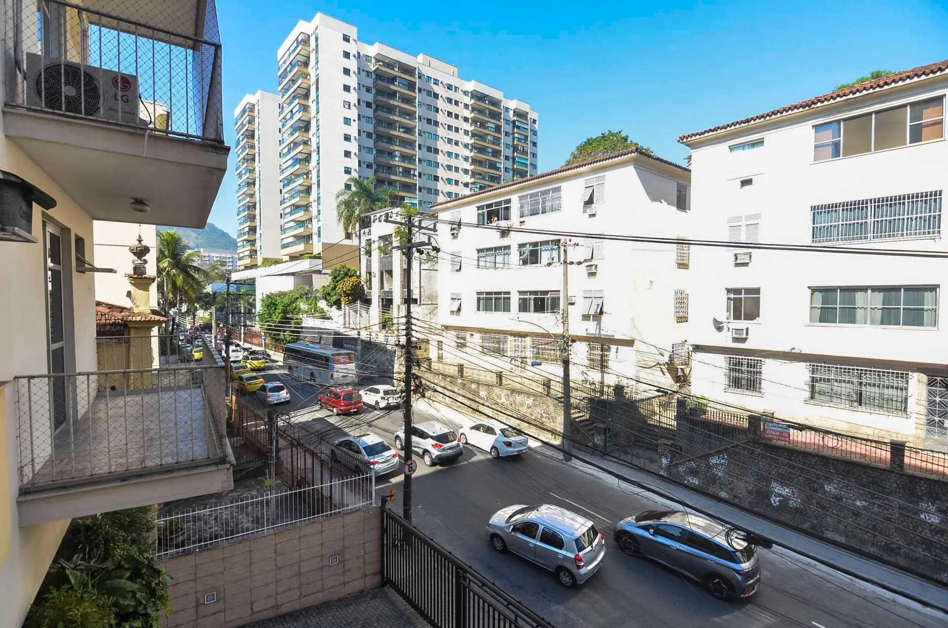 3-bedroom apartment with 2 parking spaces — photo 34