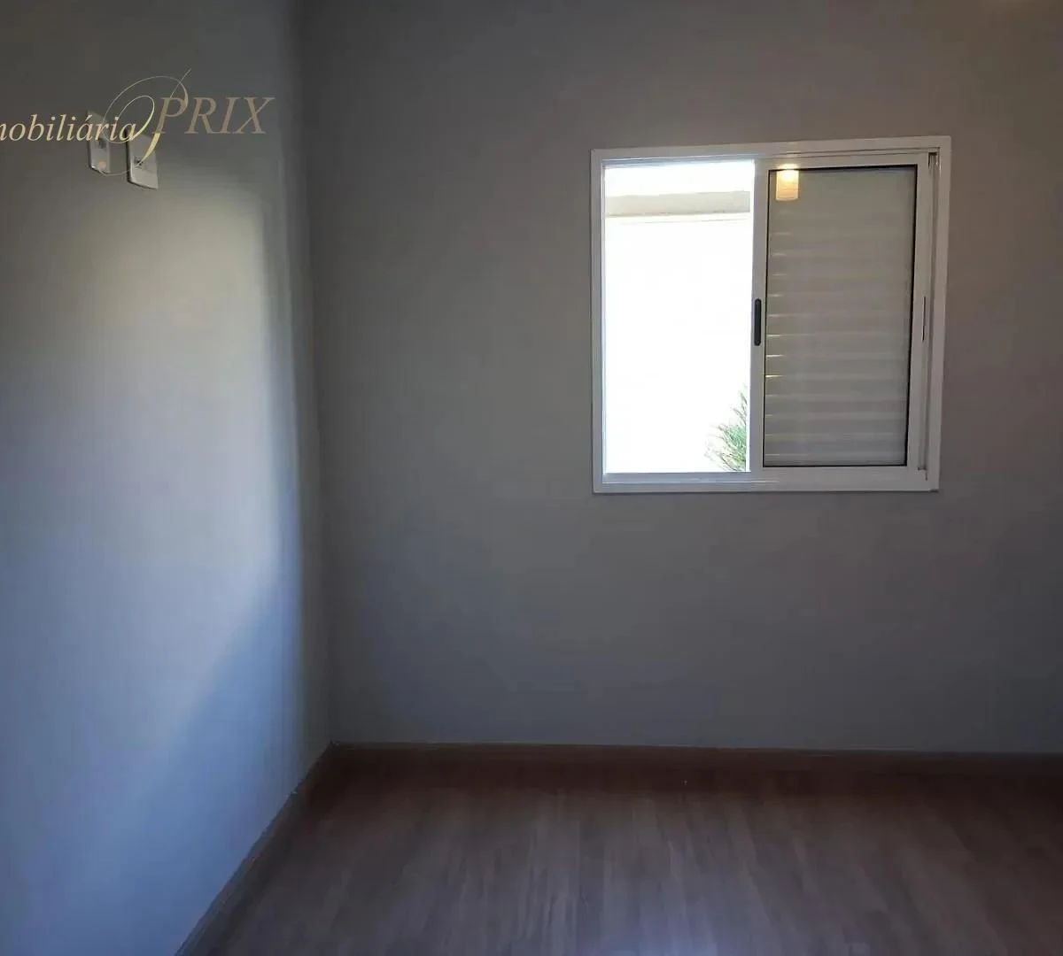3-bedroom apartment with a glass-enclosed balcony — photo 13