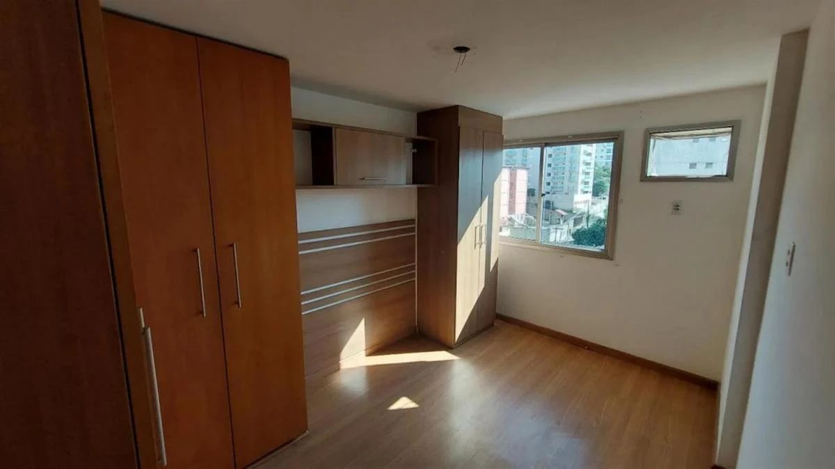 Apartamento sin amueblar de 62 m² con 2 dormitorios y 1 plaza — photo 2