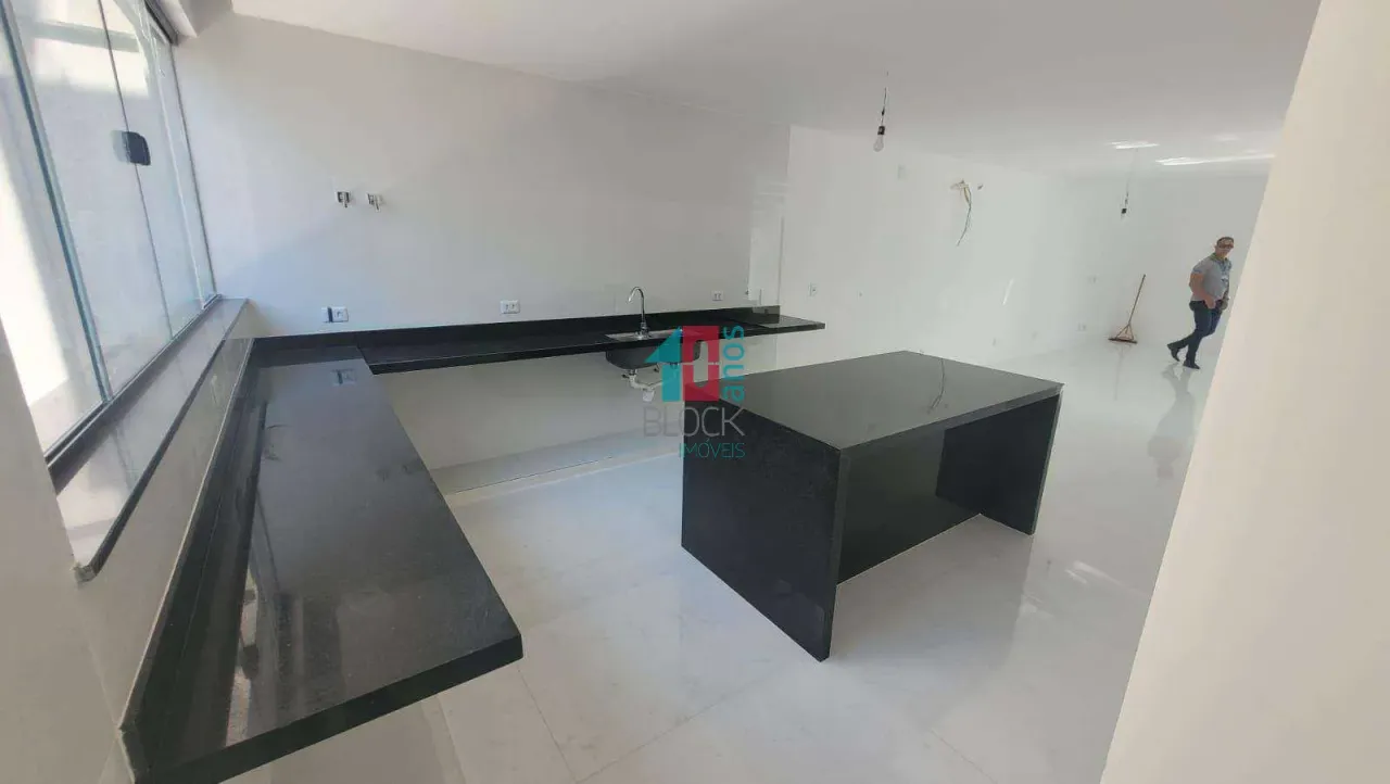 Casa em condomínio com 5 quartos e cozinha integrada — photo 10