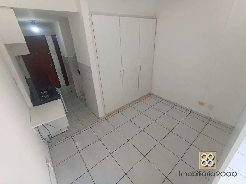 Studio, 28 m² — photo 3