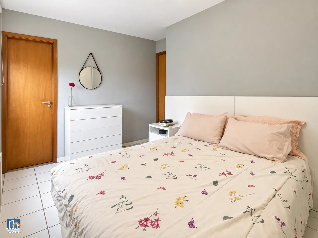Furnished apartment, 80 m², with a walk-in closet — photo 3