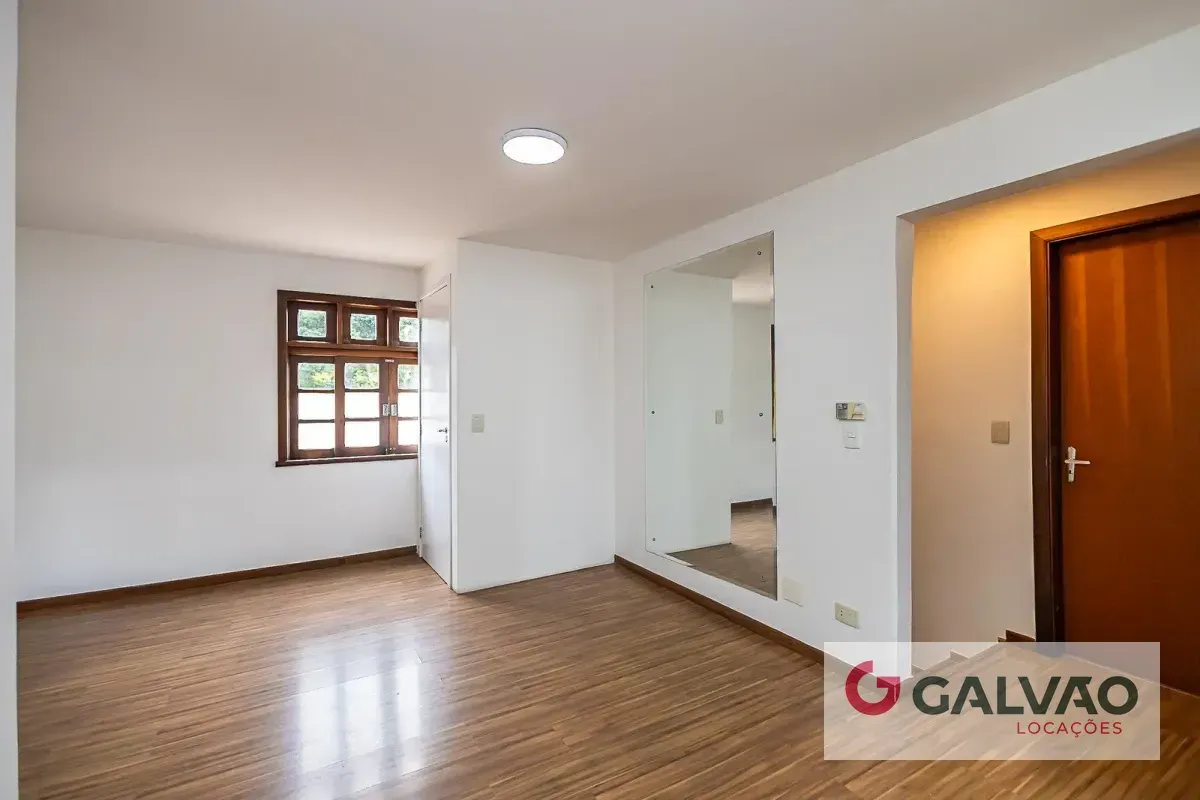 Ванна та 3 спальні: будинок 210 м² — photo 6
