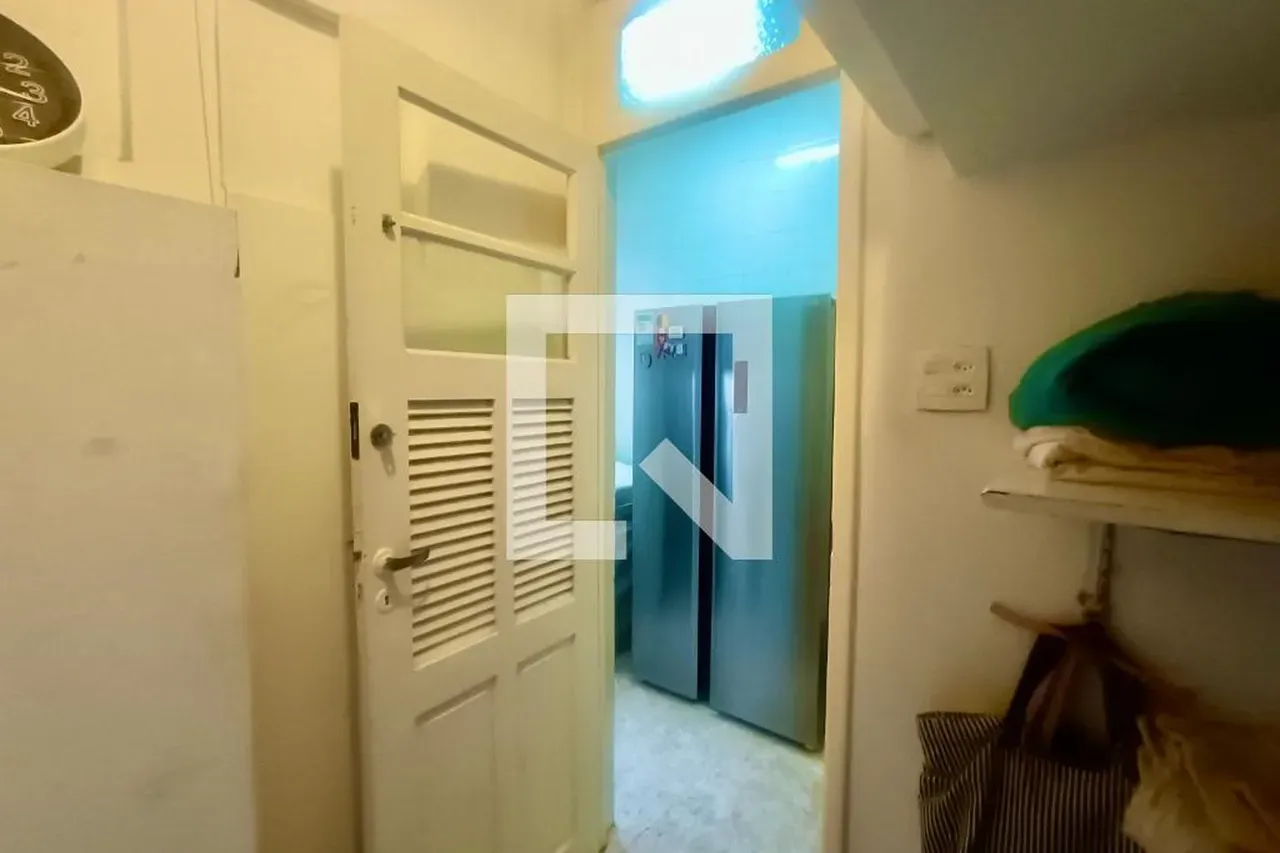 Home office in a 2-bedroom apartment, 90 m² — photo 51