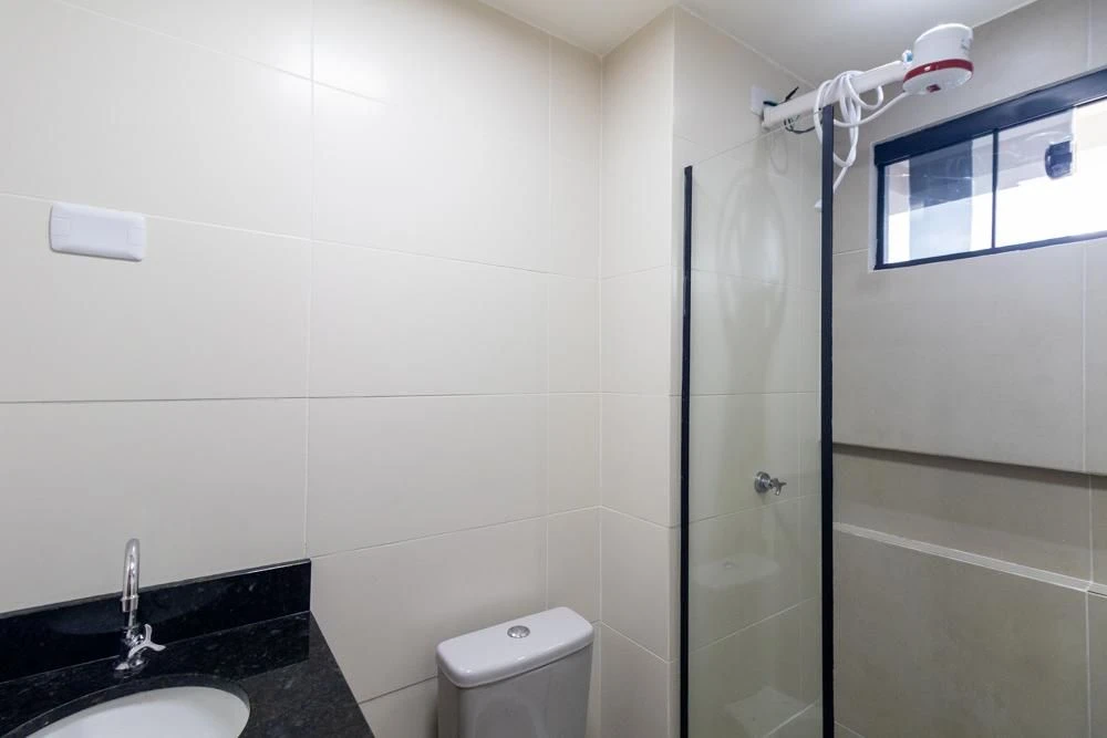3-bedroom apartment in a building with a pool — photo 6
