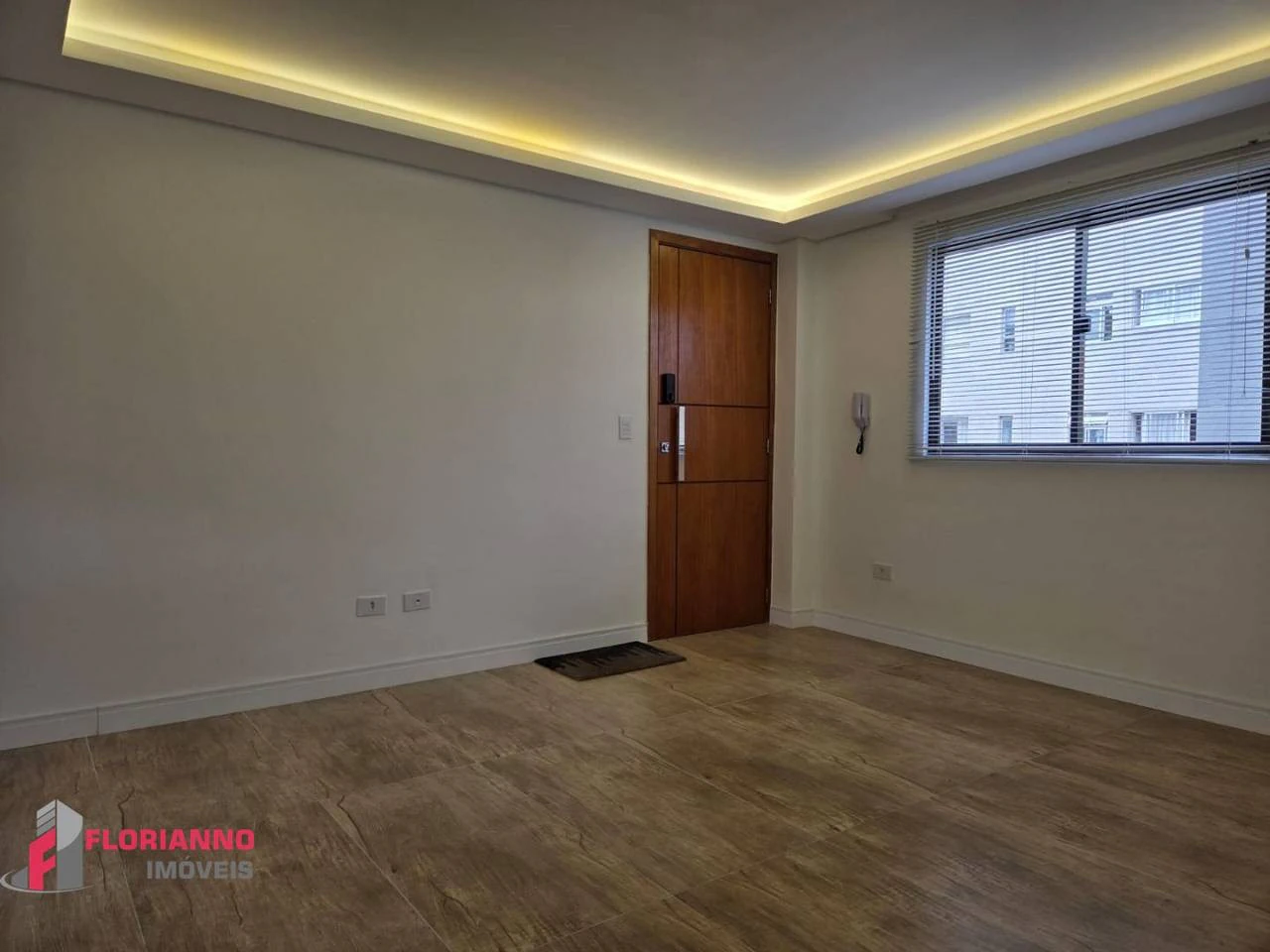 57 m² apartment with a dryer and a home office — photo 6