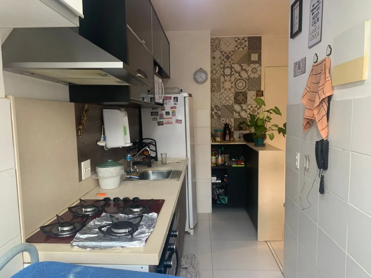 Apartamento mobiliado com 2 quartos e 1 banheiro — photo 2